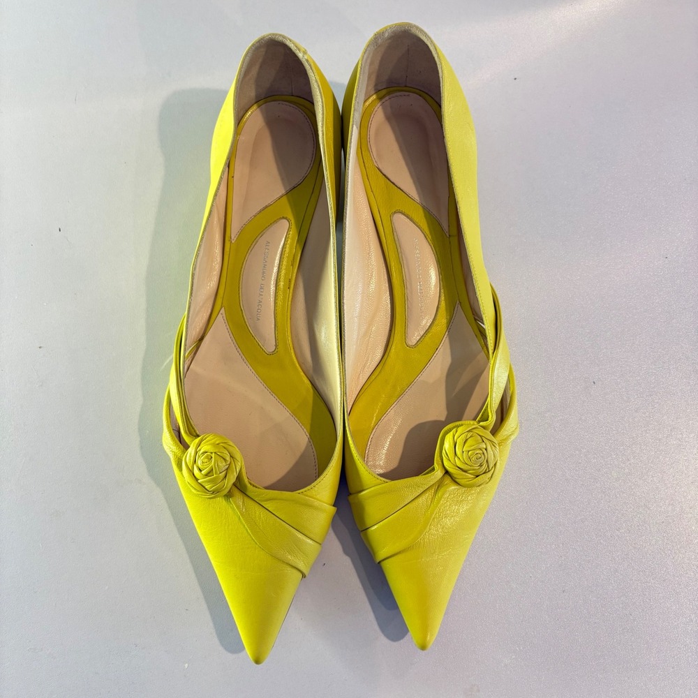 ♾️Alessandro Dell'Acqua Chartreuse Yellow Leather Rosette Kitten Heels 8.5-9♾️